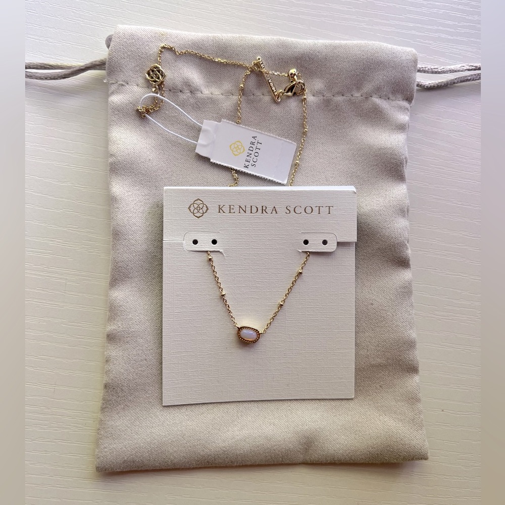 Kendra Scott Mini Elisa Necklace